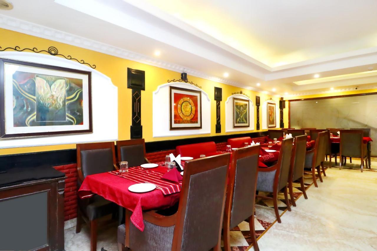 Hotel City Heart Premium Chandigarh Bagian luar foto