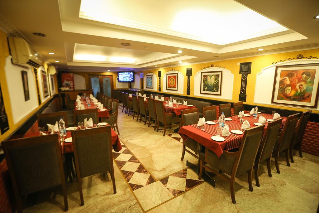 Hotel City Heart Premium Chandigarh Bagian luar foto